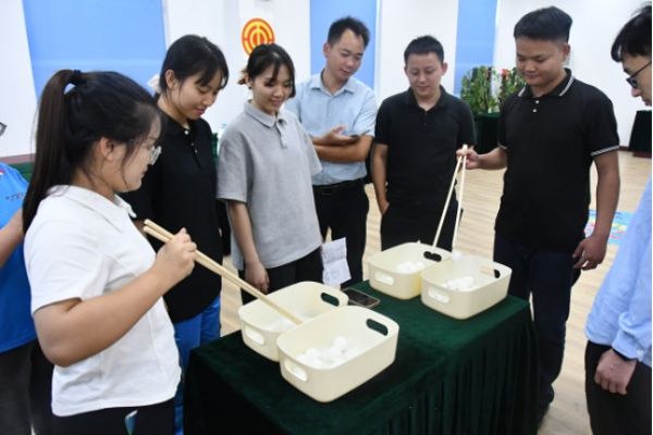 廣西環(huán)境公司工會組織開展“月滿華誕,情聚金秋”主題活動197 廣西環(huán)境公司工會組織開展“月滿華誕,情聚金秋”主題活動197